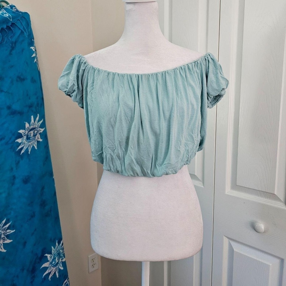 Forever 21 Medium Off Shoulder Crop Top Puff Sleeve Boho Peasant